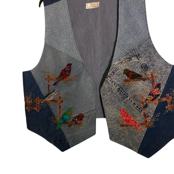 Vintage Signed Colorful Bird Embroidered Gold Trim Denim Grandmacore Vest XXL - Picture 2 of 15